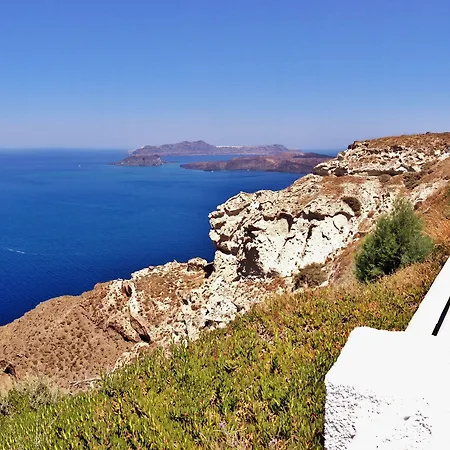 מלון דירות Artemis 3*