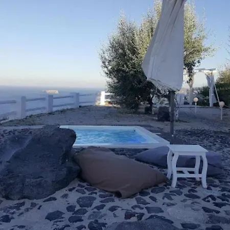 Artemis Megalochori (Santorini)