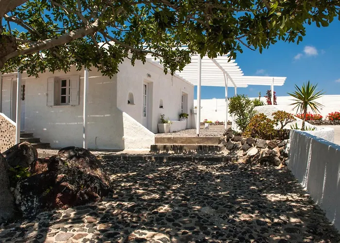 Artemis Megalochori (Santorini)