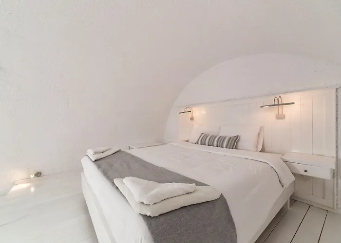 Aparthotel Artemis Megalochori (Santorini)