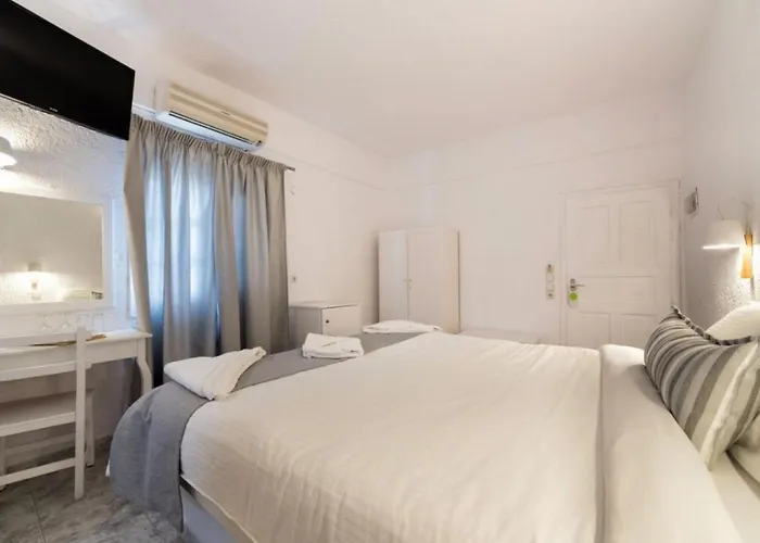 Artemis Megalochori (Santorini)