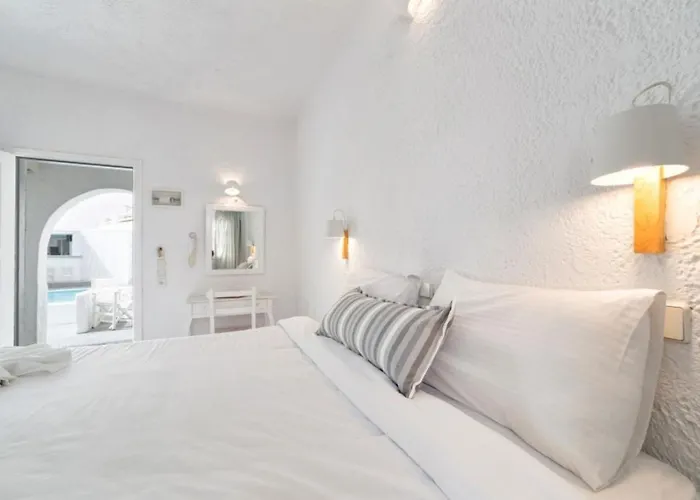 Artemis 3* Megalochori (Santorini)