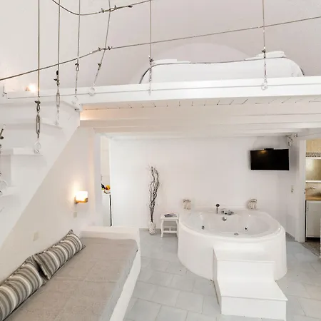 Aparthotel Artemis Megalochori (Santorini)