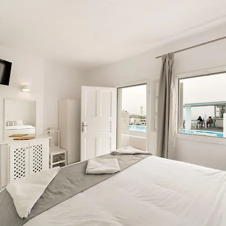 Artemis 3* Megalochori (Santorini)