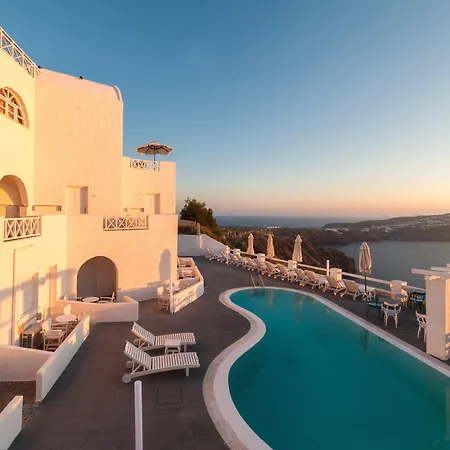 Artemis Aparthotel 3*