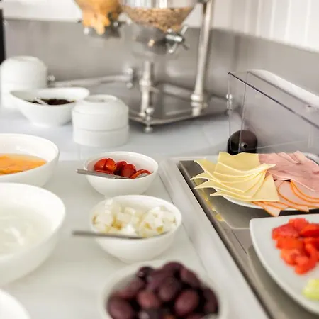 Artemis Megalochori (Santorini)