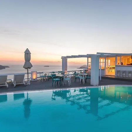 Artemis Hotel
